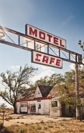 Abandoned restaraunt on route 66 in USAの写真素材