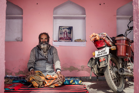 RAJASTHAN, INDIA - JANUARY 9, 2015: Hindu man on January 9, 2015 in Rajasthan, Indiaのeditorial素材