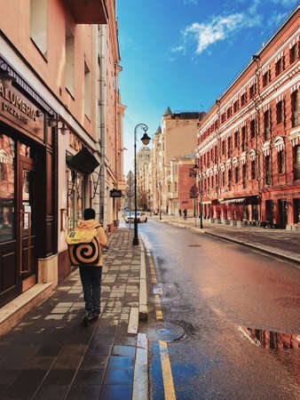 Empty Patriarch Ponds district in Moscow during the quarantine lockdown in April 2020のeditorial素材