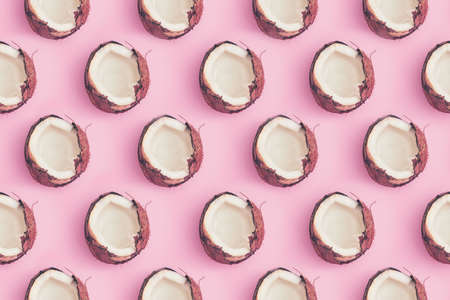 pattern seamless coconut on a pink background isolate, copyspace, layoutの写真素材