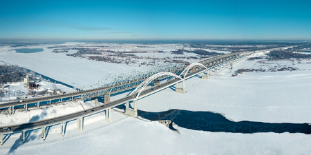 Nizhny Novgorod / Russia, March 2 2018. Landscape with the Volga in Nizhny Novgorod. A new bridge across the Volga River to the town of Borのeditorial素材