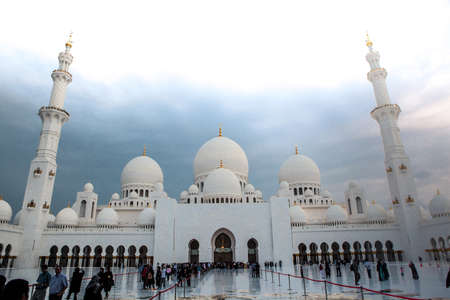 white history heritage islamic marble monument mosque in abu dhabi
