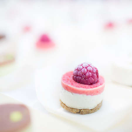 closeup raw raspberry pink creme cookieの写真素材