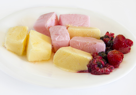Strawberry and vanilla smoothie cubesの写真素材