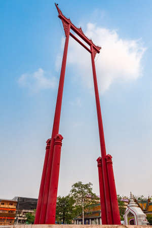 BANGKOK, THAILAND - 16 February, 2013 : The Giant Swing or Sao Chingcha in front of Wat Suthat temple. It is famous beautiful landmark in Bangkokのeditorial素材