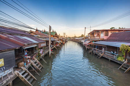 Amphawa floting market, Samut Songkhram, THAILAND - July 26 2020, Amphawa is the most famous floating market and cultural tourist destination nearly Bangkokのeditorial素材
