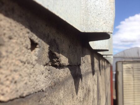 Shadows on a wallの素材