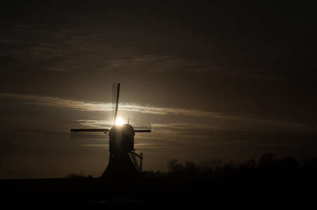 Windmills at the Nieuw Hollandse Waterlinie near Werkendamの写真素材