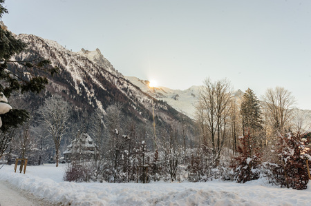 CHAMONIX DE MONT BLANC, FRANCE, DECEMBER 24, 2017. Snow covered streets of Chamonix de Mont Blanc in early winter. This popular tourist destination was hit by massive snow fall around this time.のeditorial素材