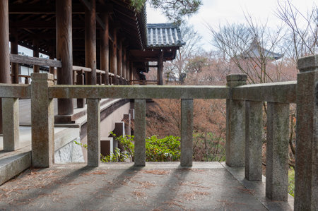 Kyoto, Japan - December 29, 2019. Exterior shot of the Senqukukan Canyon gardens and Tsutenkyo bridge in Kyoto, part of the Tofuki-Ji Temple complex.のeditorial素材