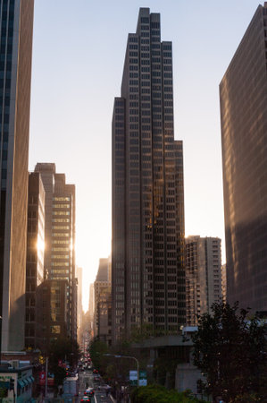 San Francisco, United States - March 28, 2015. Outdoor scene showing the financial district in down town San Francisco during the golden hour sunset period.のeditorial素材