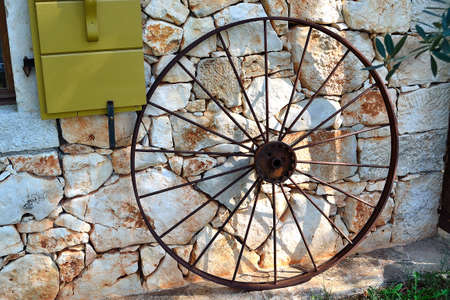 old wagon wheelの写真素材