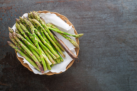 Fresh of green Asparagus. Bunches of green asparagus, top view Imageの写真素材