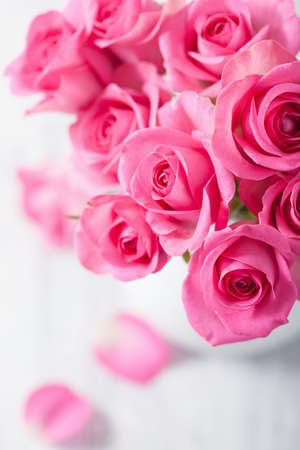 beautiful pink roses bouquet in vase の写真素材