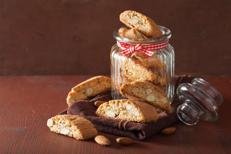 traditional italian cantuccini cookies in glass jarの写真素材