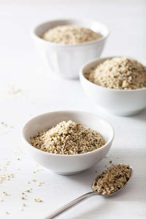 hulled hemp seeds, healthy superfood supplement
