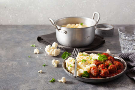 keto paleo diet lunch mashed cauliflower with meatballsの写真素材