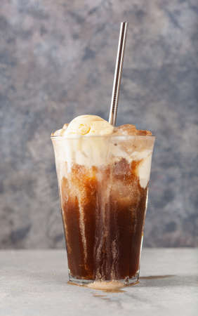 american ice cream float with colaの写真素材