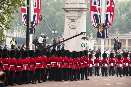 London, England - April 29, 2011 - The Royal Guards on the Mall at Prince William and Kate Middleton weddingのeditorial素材