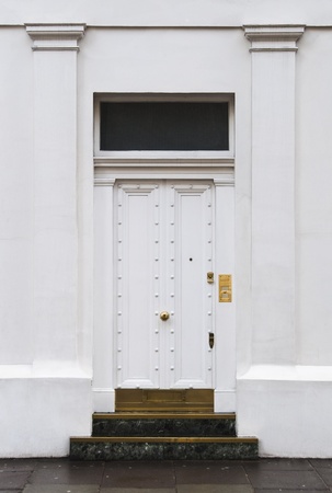White door in London, UKの写真素材