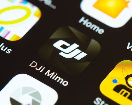 BAYONNE, FRANCE - CIRCA JANUARY 2021: DJI Mimo app icon on Apple iPhone screen.のeditorial素材