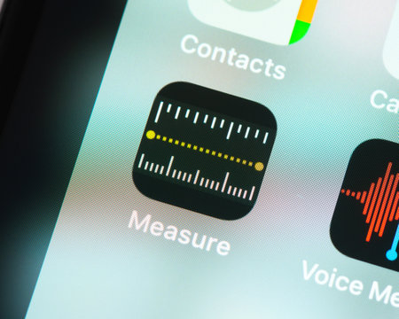 BAYONNE, FRANCE - CIRCA JANUARY 2021: Measure app icon on Apple iPhone screen. The Measure app uses augmented reality (AR) technology to make measurements.のeditorial素材