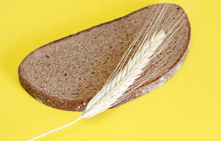 Black rye bread spikes rye