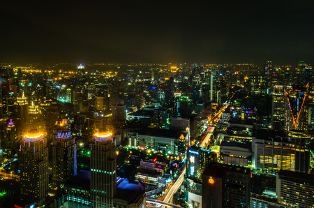 BAGKOK, THAILAND - NOVEMBER 21: Bangkok top night view on the business disctrict from Baiyoke Sky Hotel at November 21, 2016 in Bangkok, Thailandのeditorial素材