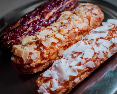 eclair on cafe
