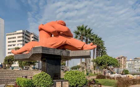 El Parque del Amor, Lovers Park, Miraflores, Lima, Peruのeditorial素材