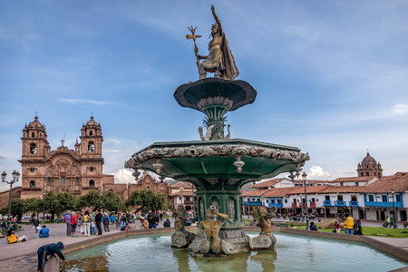 Cusco, Peru- March 16, 2017:Statue at the Plaza de Armas in Cusco, Peruのeditorial素材