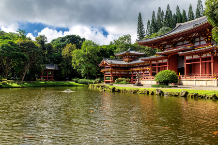 Byodo-in japanese temple with a pond in front, Oahu island, Hawaiiのeditorial素材