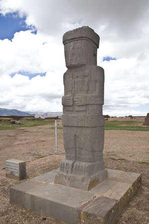 Tiwanaku (Tiahuanaco and Tiahuanacu)の写真素材