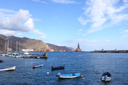 November 18 2021 - Santa Cruz de Tenerife, Canary Islands in Spain: Ships in the Port of the townのeditorial素材
