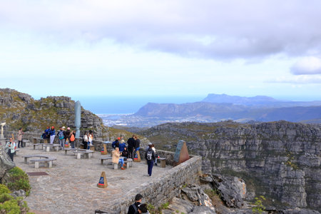 September 23 2022 - Cape Town in South Africa: People enjoy the Table Mountain and Cape town city view in South Africaのeditorial素材