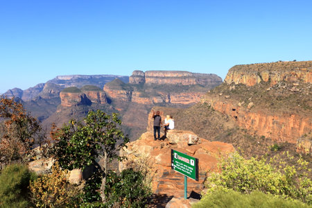 Septemer 30 2022 - Blyde River Canyon in South Africa: People enjoying the view at the canyonのeditorial素材