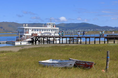 September 27 2022 - Knysna in South Africa: Knysna Waterfront in the Garden Routeのeditorial素材
