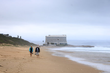 September 27 2022 - Plettenberg Bay in South Africa: Holiday makers enjoy the sea at the beaches of Plettenberg Bay close to the Beacon Isle Hotelのeditorial素材