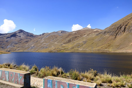 Laguna and Represa Incachaca, Reservoir and dam near La Paz in Boliviaの写真素材