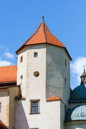 View of Nowy Wisnicz castle, Poland のeditorial素材