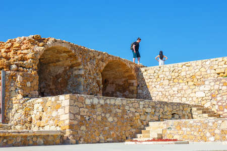 Chania, Crete - 25 Maj, 2016: Morning view of the old port in Chania, Greece. Chania is the second largest city of Crete.のeditorial素材