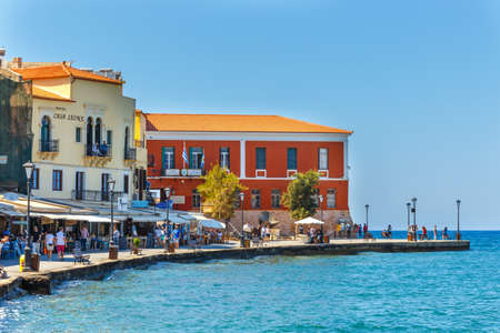 Chania, Crete - 25 Maj, 2016: Old harbor in Chania, Greece. Chania is the second largest city of Crete.のeditorial素材