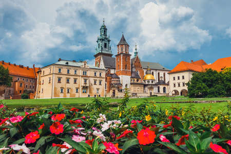 Cathedral on wawel hill with the stormy clouds in the backgroundのeditorial素材