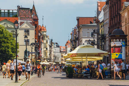 Torun, Poland - June 01, 2018: Main square in old town of Torun. Torun is birthplace of the astronomer Nicolaus Copernicus.のeditorial素材