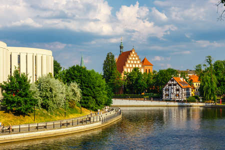 Bydgoszcz, Poland, May 31, 2018: Architecture of Bydgoszcz city at Brda river in Poland, Polandのeditorial素材