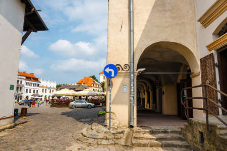 Kaziemierz Dolny, Poland, August 31, 2018: Unidentified people walking on the old town of Kazimierz Dolny at Vistula river, Polandのeditorial素材