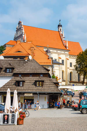 Kaziemierz Dolny, Poland, August 31, 2018: Unidentified people walking on the old town of Kazimierz Dolny at Vistula river, Polandのeditorial素材