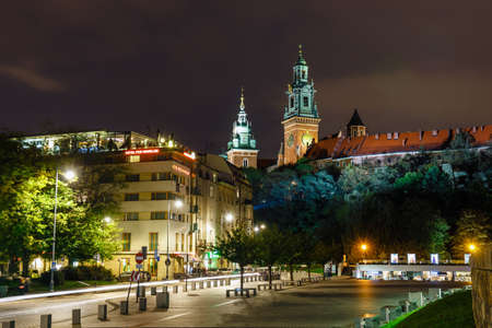 Krakow, Poland, September 28, 2018: Wawel Castle in the evening in Krakow with reflection in the river, Poland. Long time exposureのeditorial素材