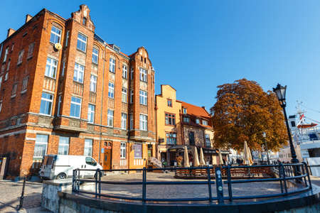 Gdansk, Poland, October 14, 2018: Sunny day at embankment of Motlawa river in historical part of Gdansk, Polandのeditorial素材