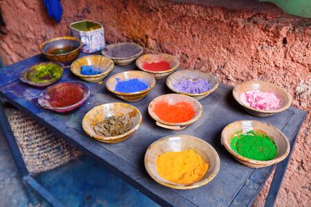 Bowls with various color pigments on the souk in Marrakechの写真素材